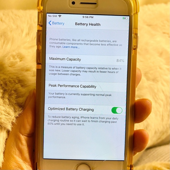 📱iPhone 8 | White & Silver | 64g | NEW Apple Charger | EUC - Picture 11 of 11